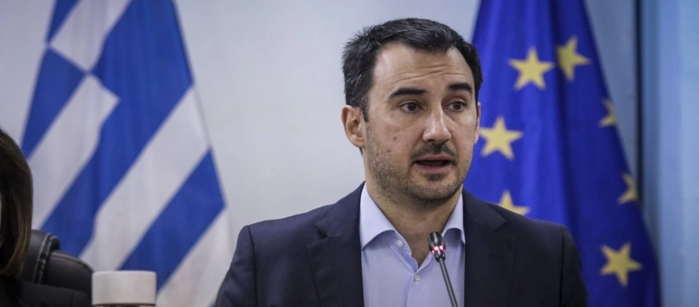 «Πυρά» Χαρίτση στην κυβέρνηση: «Τεράστιο σκάνδαλο το πρόγραμμα για επιδότηση 600 ευρώ»